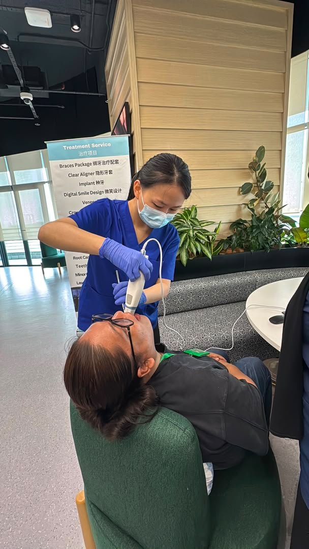 Dental check at a Qualiteeth corporate screening