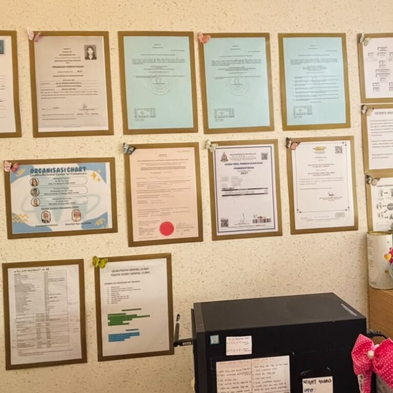 Dentist training certificates at Qualiteeth Bandar Sri Damansara