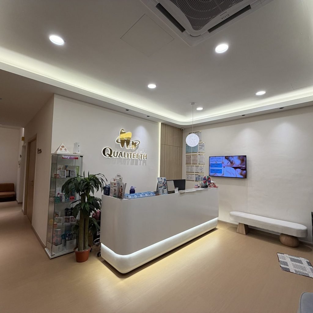 Reception at Qualiteeth  dental clinic Kepong