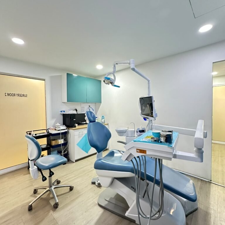 Dental treatment room at Qualiteeth Kepong Baru