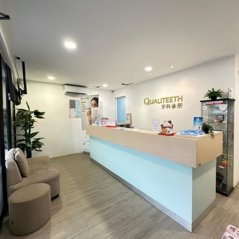Dentist appointment at Qualiteeth: reception counter at our Kepong Baru clinic
