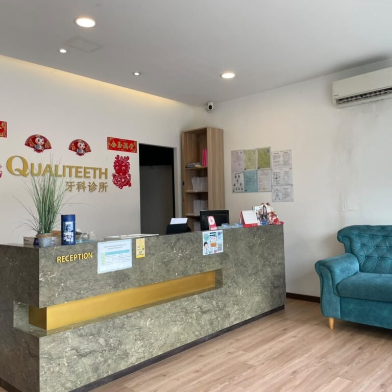 Reception counter at Qualiteeth Subang Murni
