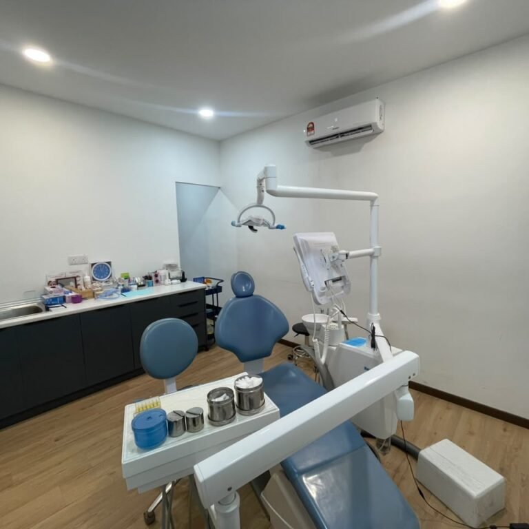 Dental treatment room at Qualiteeth Subang Murni